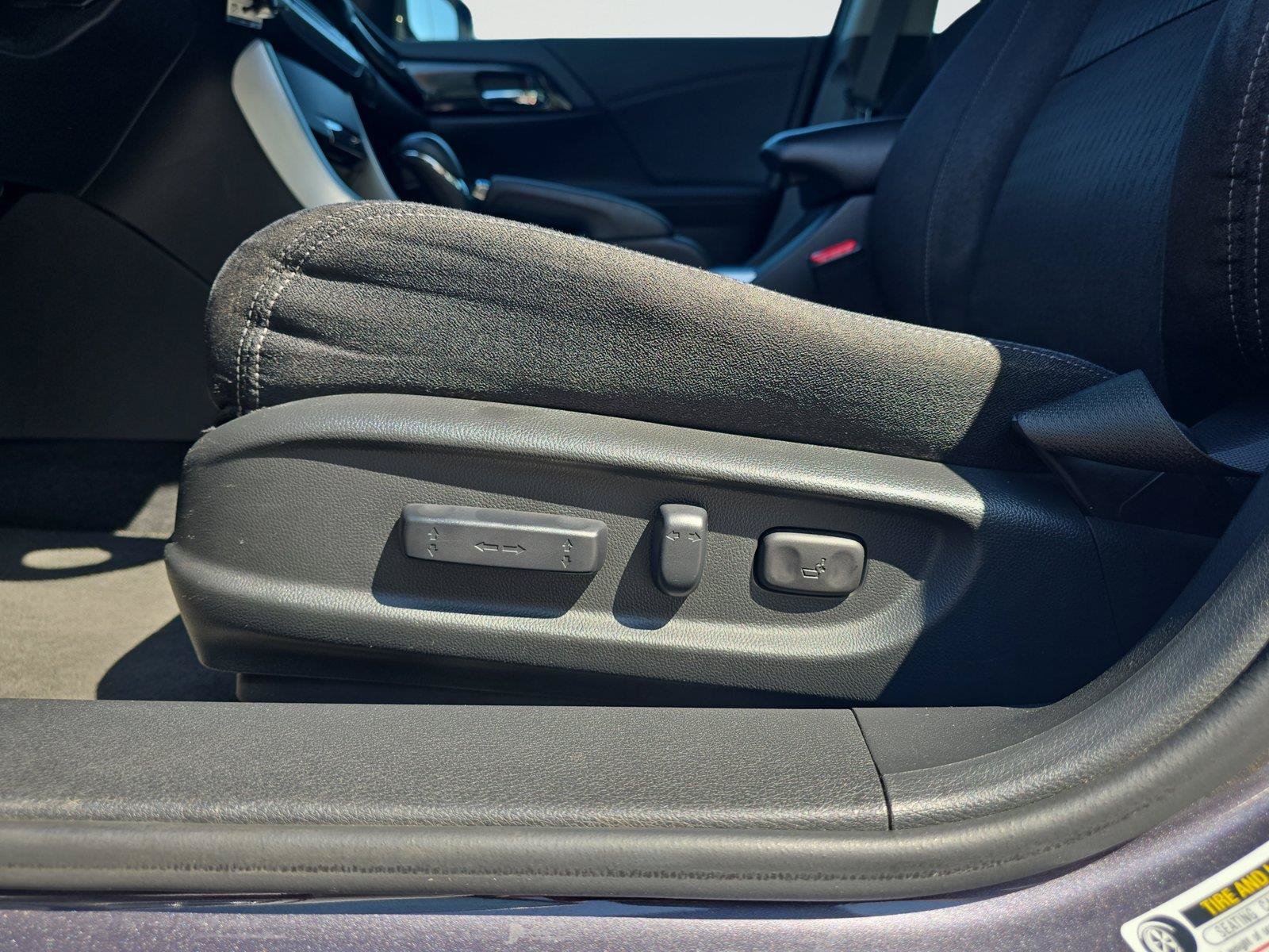 Used 2014 Honda Accord Sport image 23