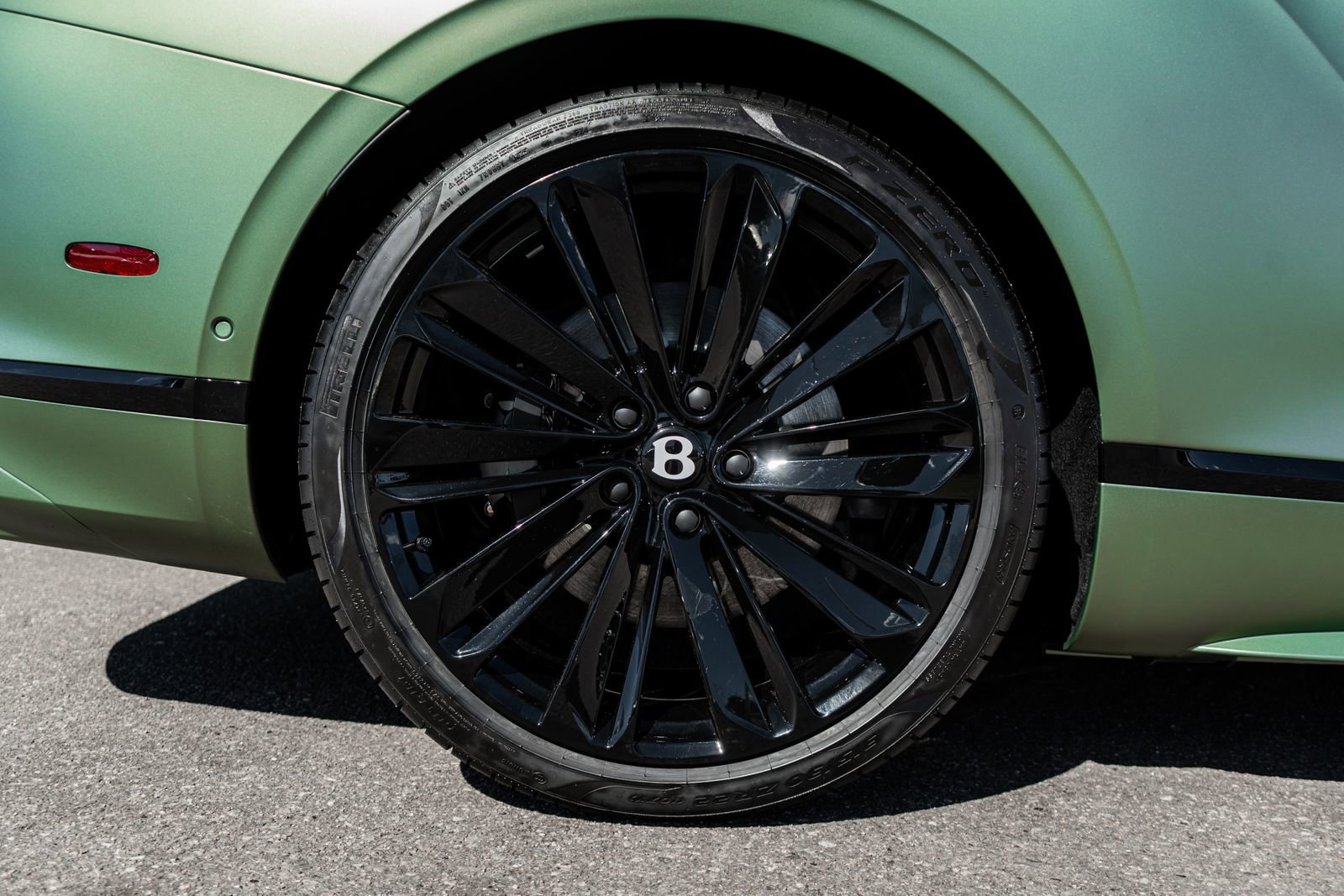 Used 2025 Bentley Continental GT Speed AWD/4WD image 15