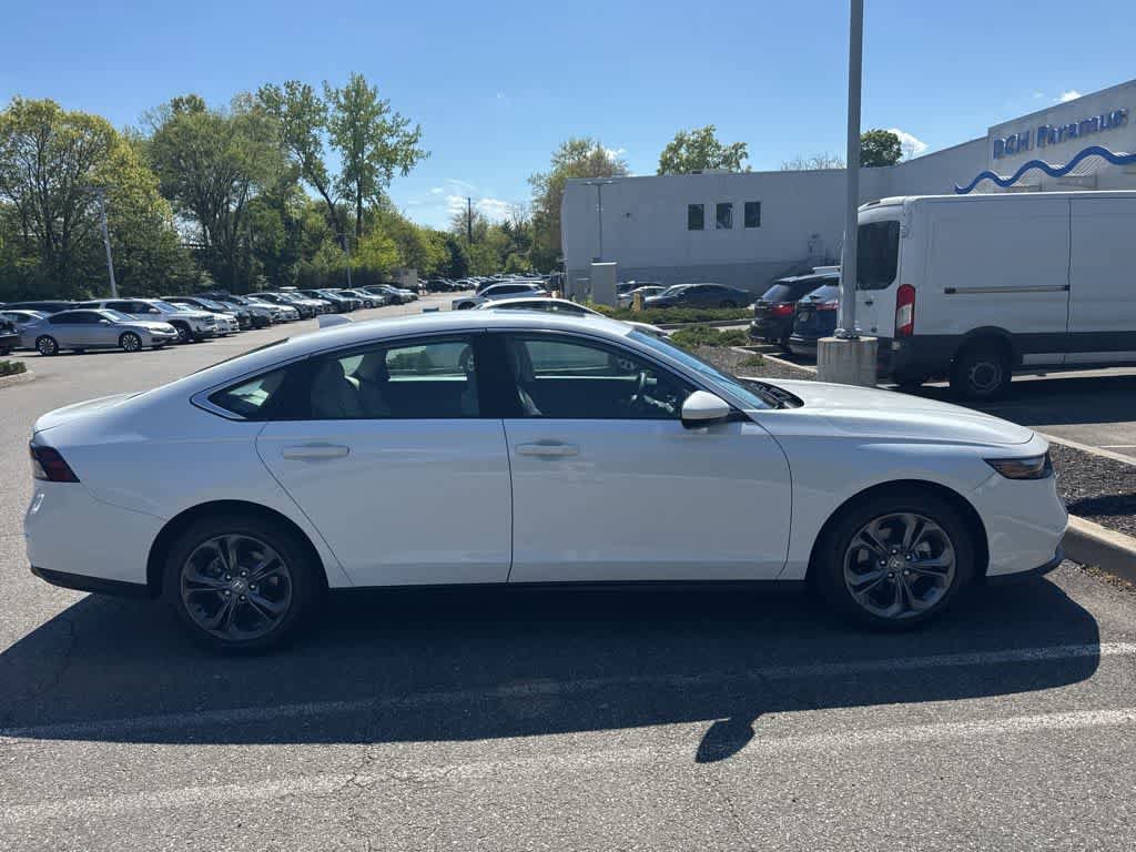 Used 2023 Honda Accord EX image 10