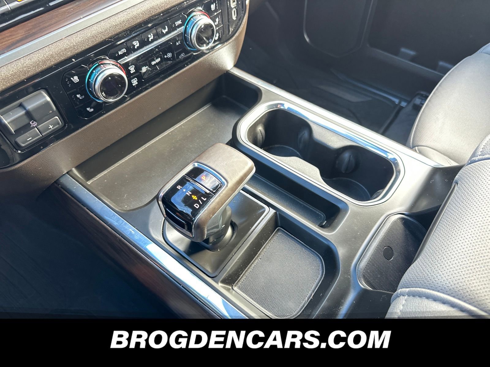 Used 2024 GMC Sierra 1500 SLT w/ SLT Premium Plus Package image 8