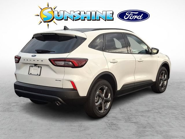 New 2025 Ford Escape ST-Line w/ Tech Pack #1 AWD/4WD image 6
