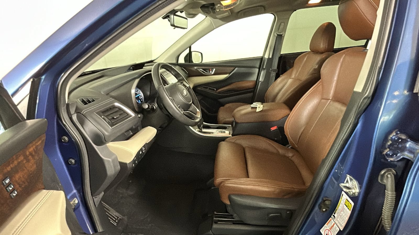 Used 2019 Subaru Ascent Touring w/ Popular Package #2 AWD/4WD image 13