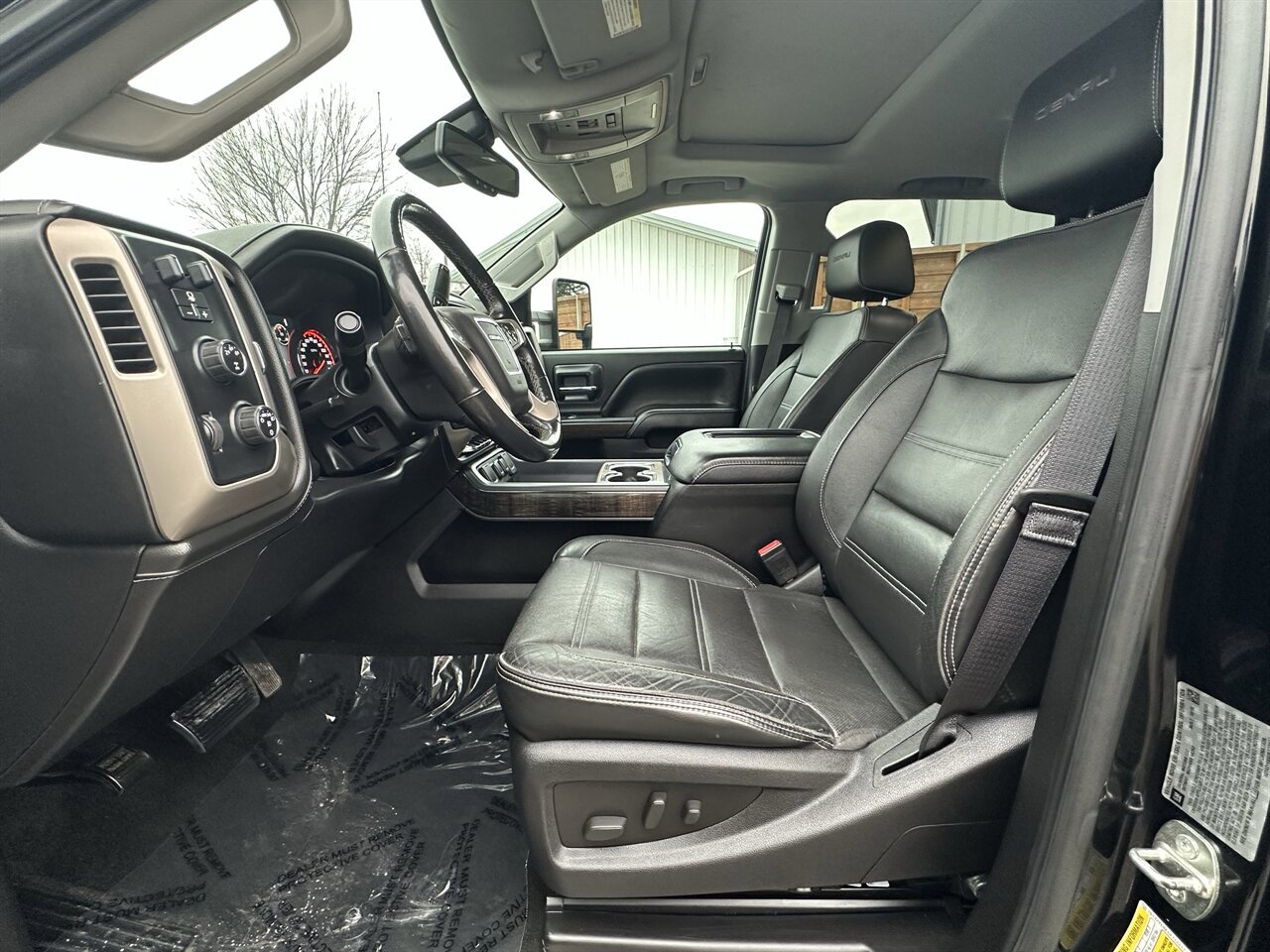 Used 2016 GMC Sierra 3500 Denali w/ Duramax Plus Package image 6