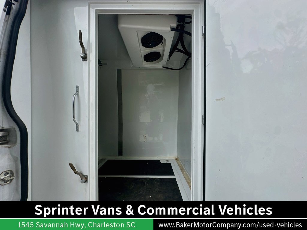Used 2022 Mercedes-Benz Sprinter 2500 image 32