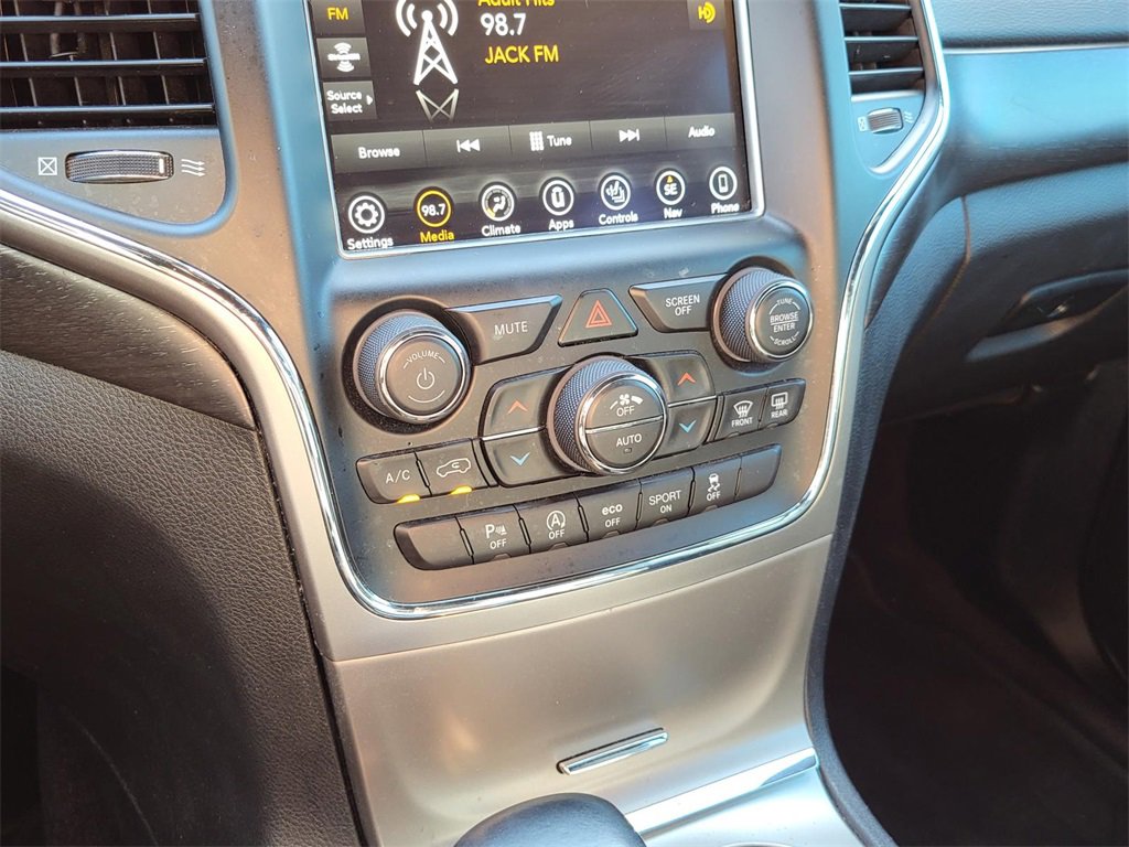 Used 2018 Jeep Grand Cherokee Altitude image 29