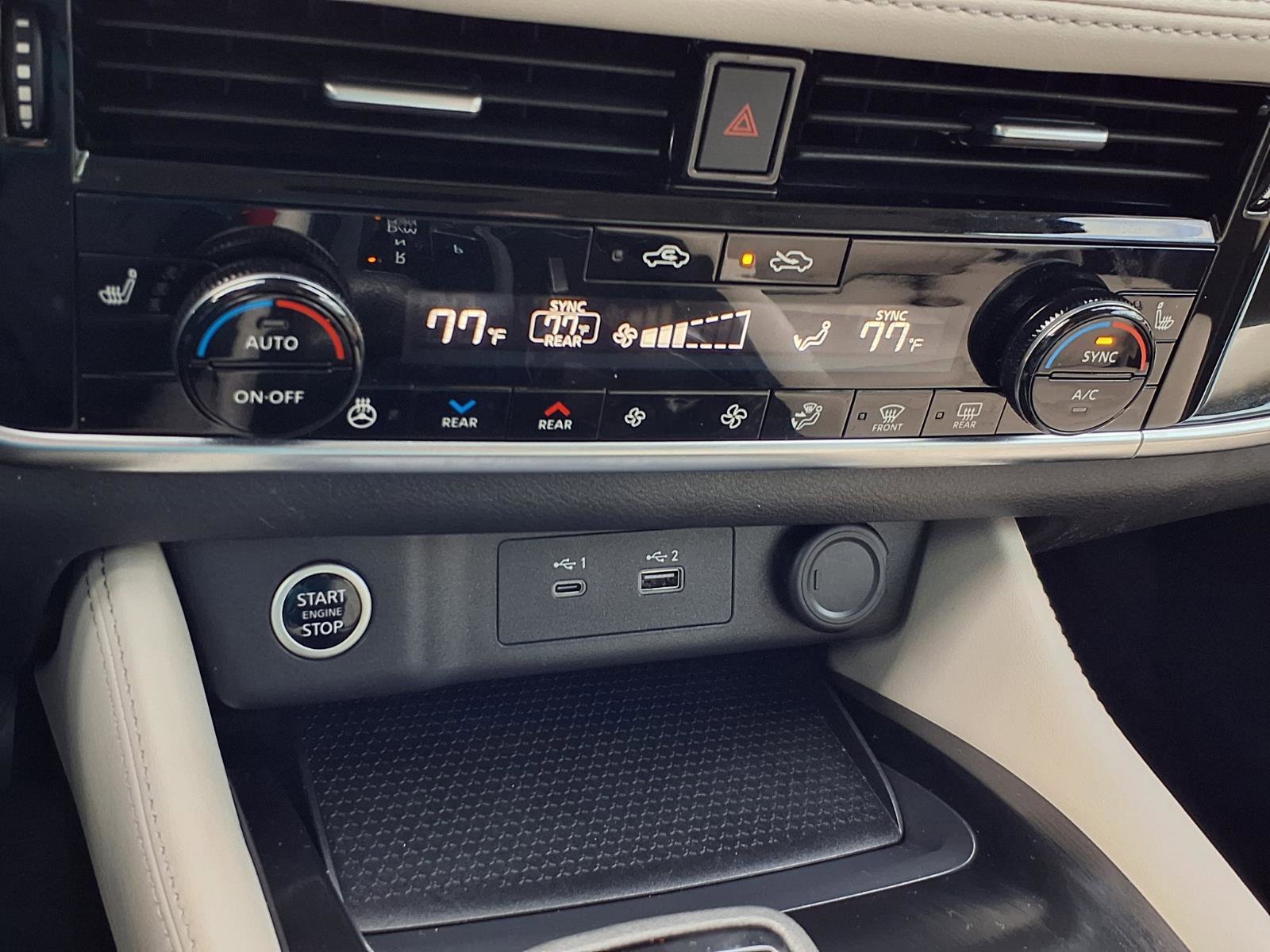 Used 2023 Nissan Rogue SL w/ SL Premium Package image 20