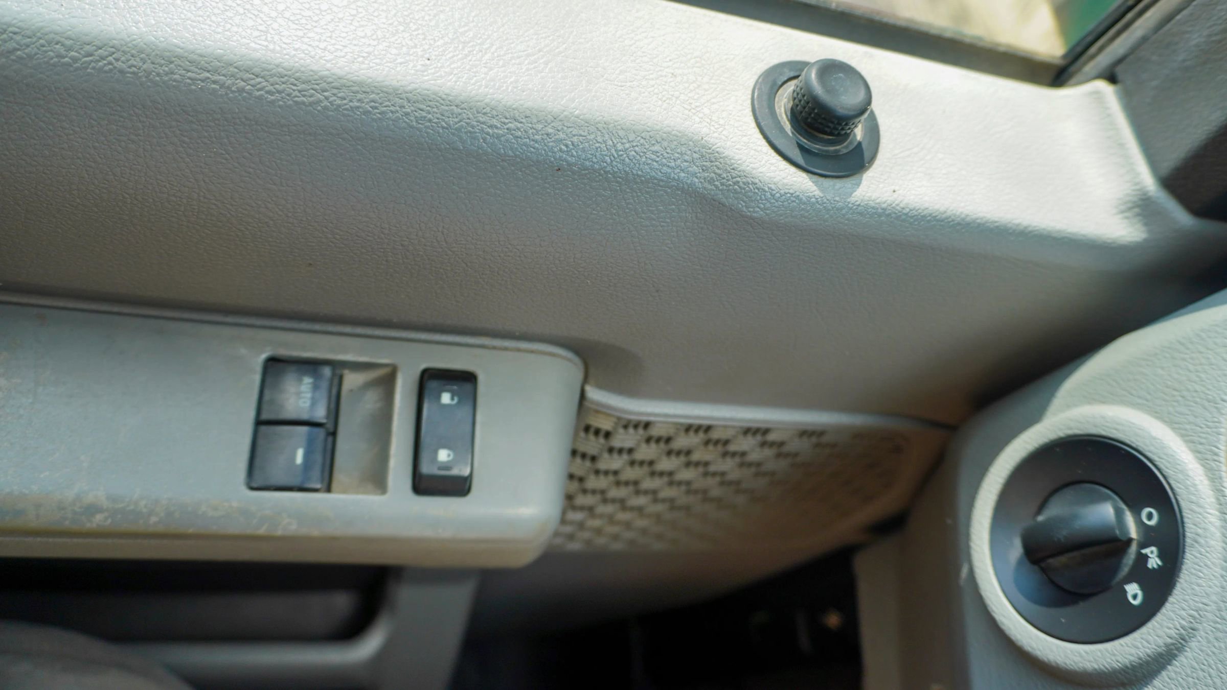 Used 2011 Ford E-350 and Econoline 350 XLT image 28