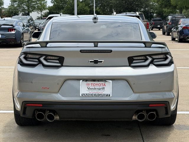 Used 2023 Chevrolet Camaro SS RWD image 5