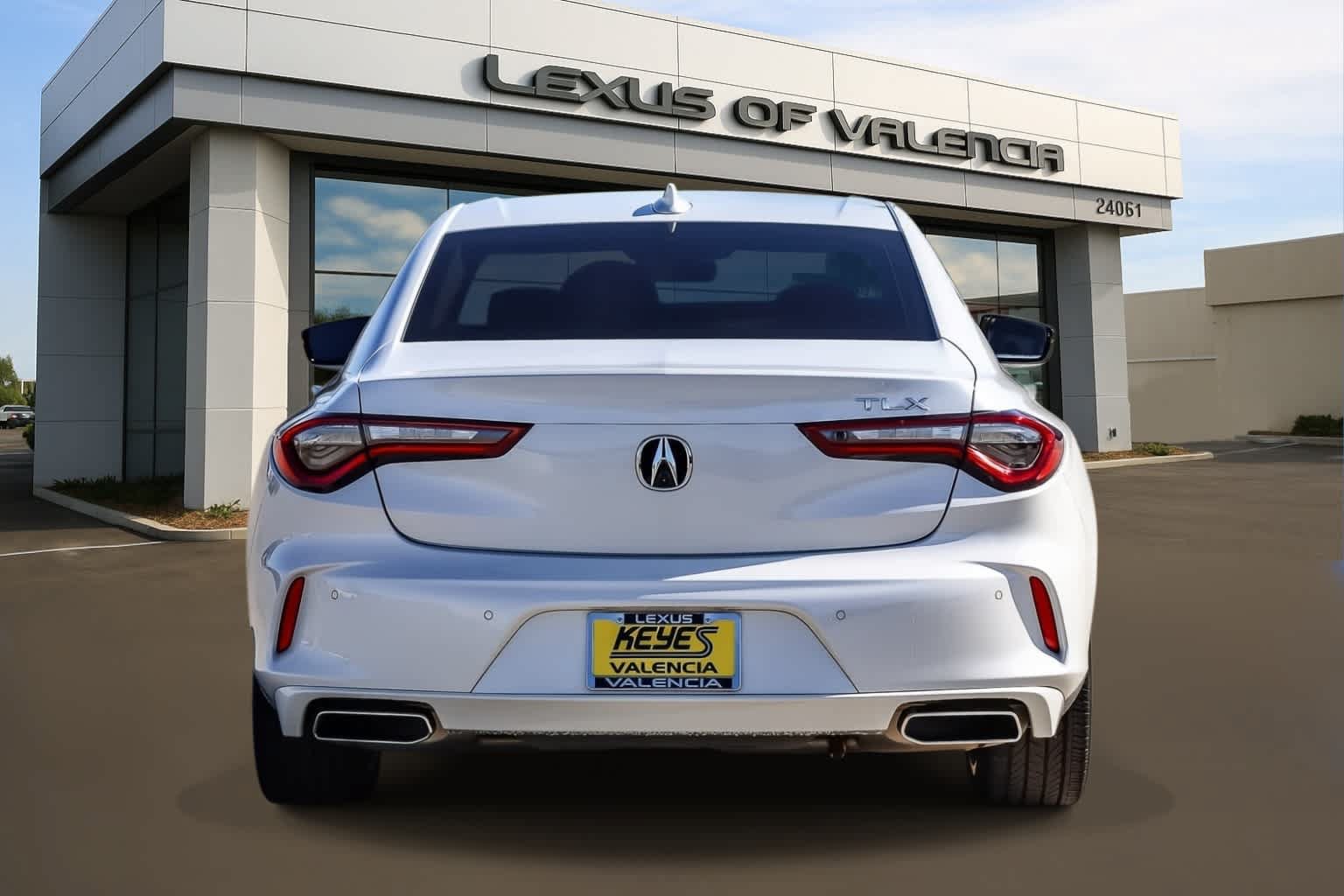 Used 2023 Acura TLX w/ Technology Package FWD image 3