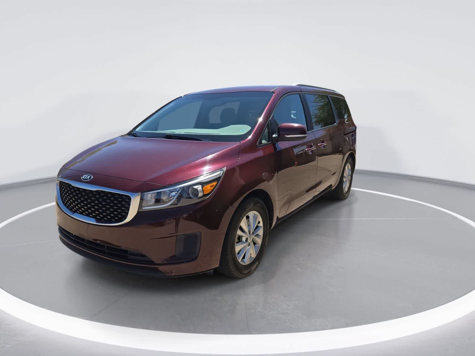 Used 2015 Kia Sedona LX w/ LX Convenience Package FWD image 4