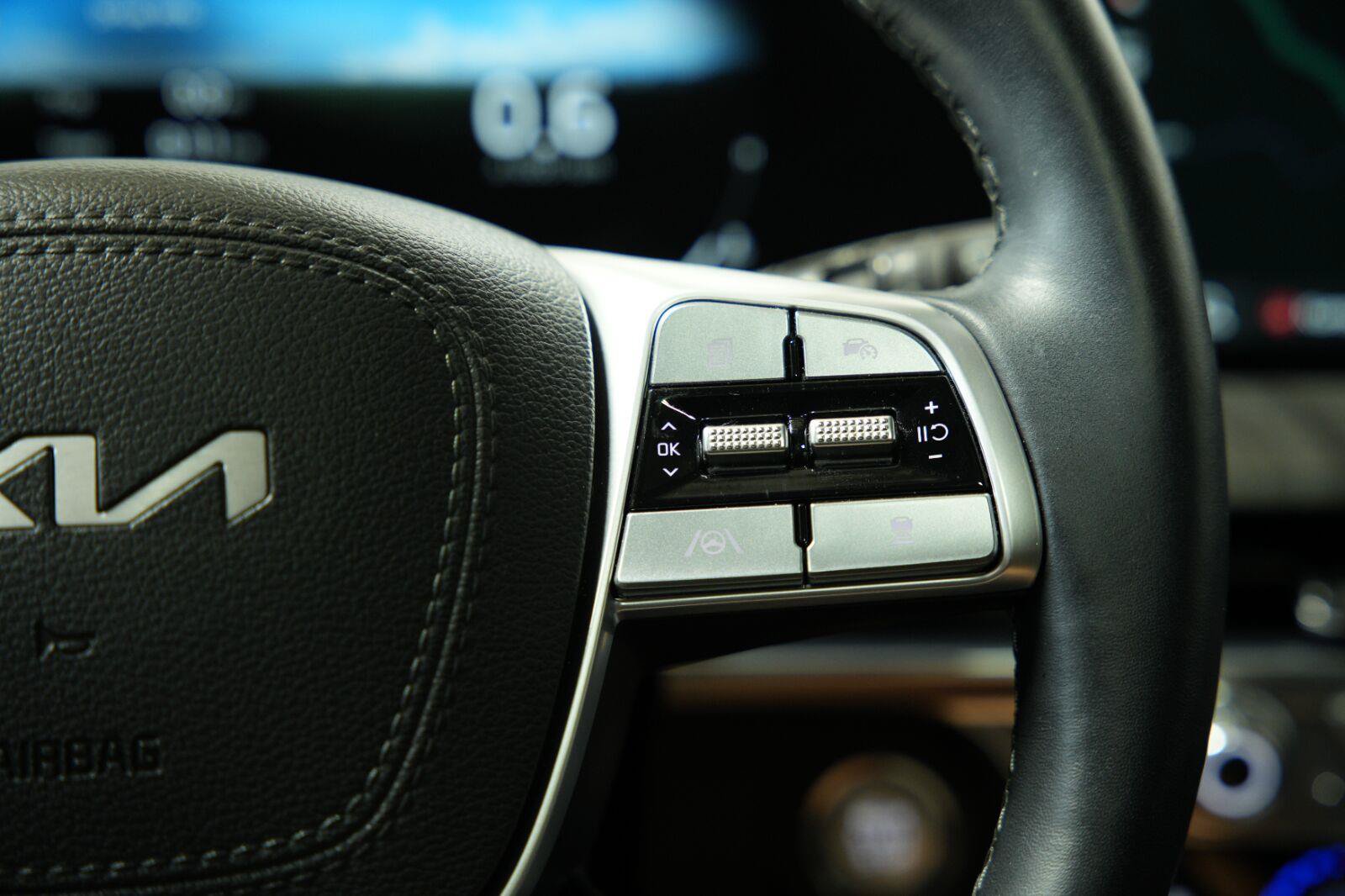 Used 2025 Kia Telluride SX AWD/4WD image 42