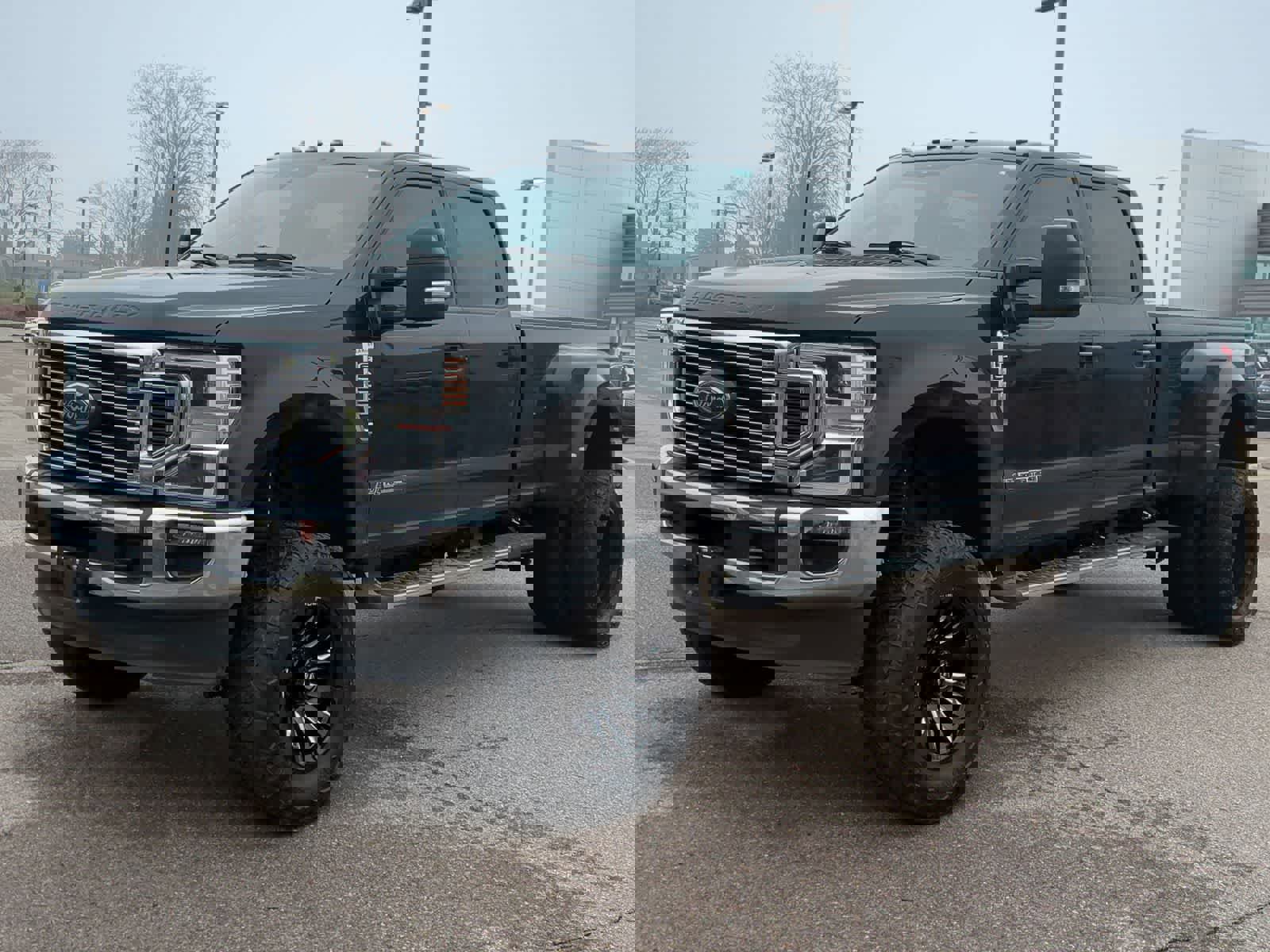 Used 2022 Ford F350 Lariat w/ Lariat Ultimate Package image 4