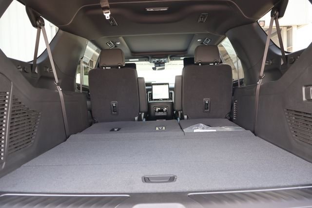 New 2026 GMC Yukon XL Elevation w/ Elevation Premium Package RWD image 22