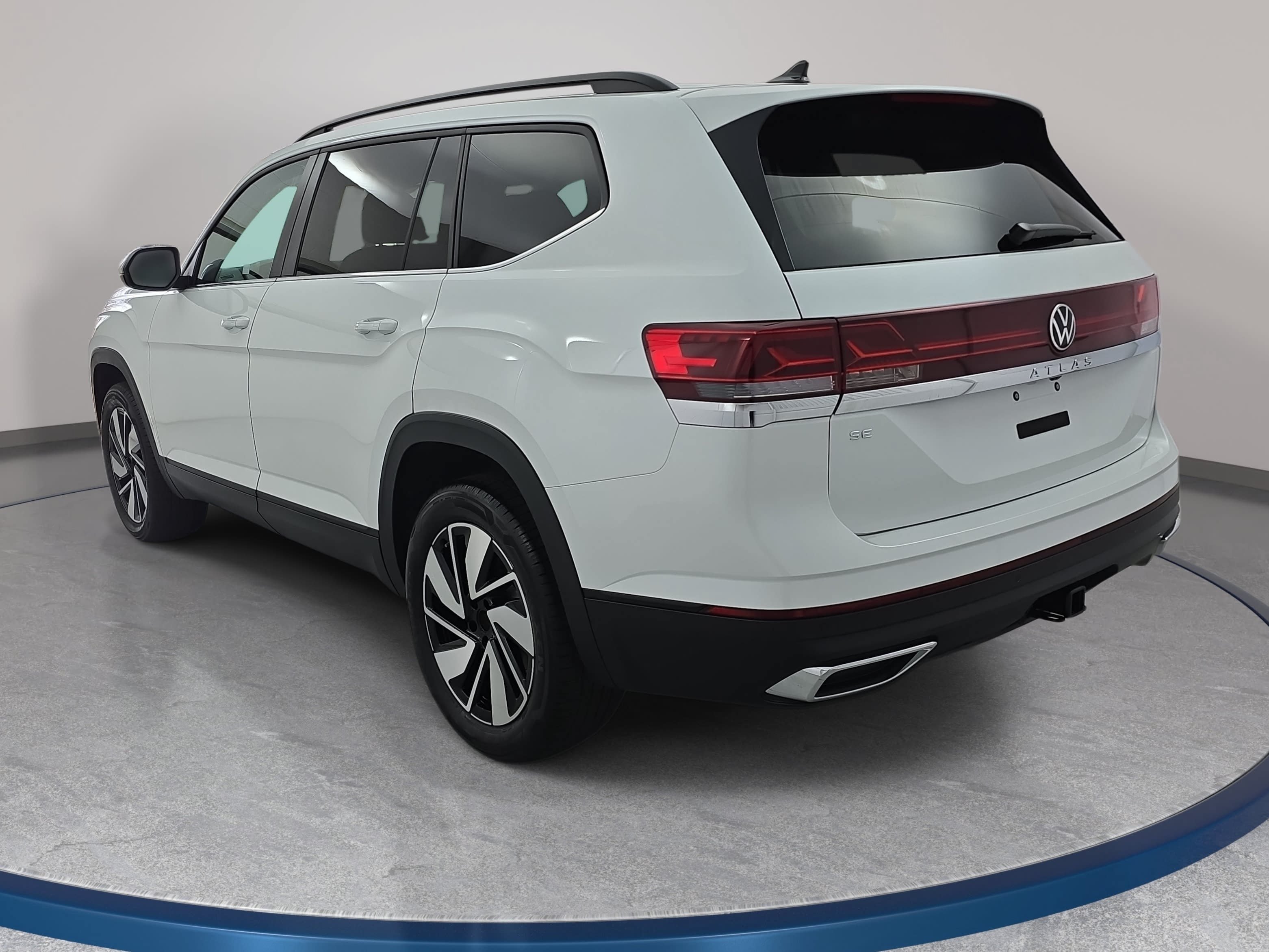 New 2026 Volkswagen Atlas SE FWD image 7