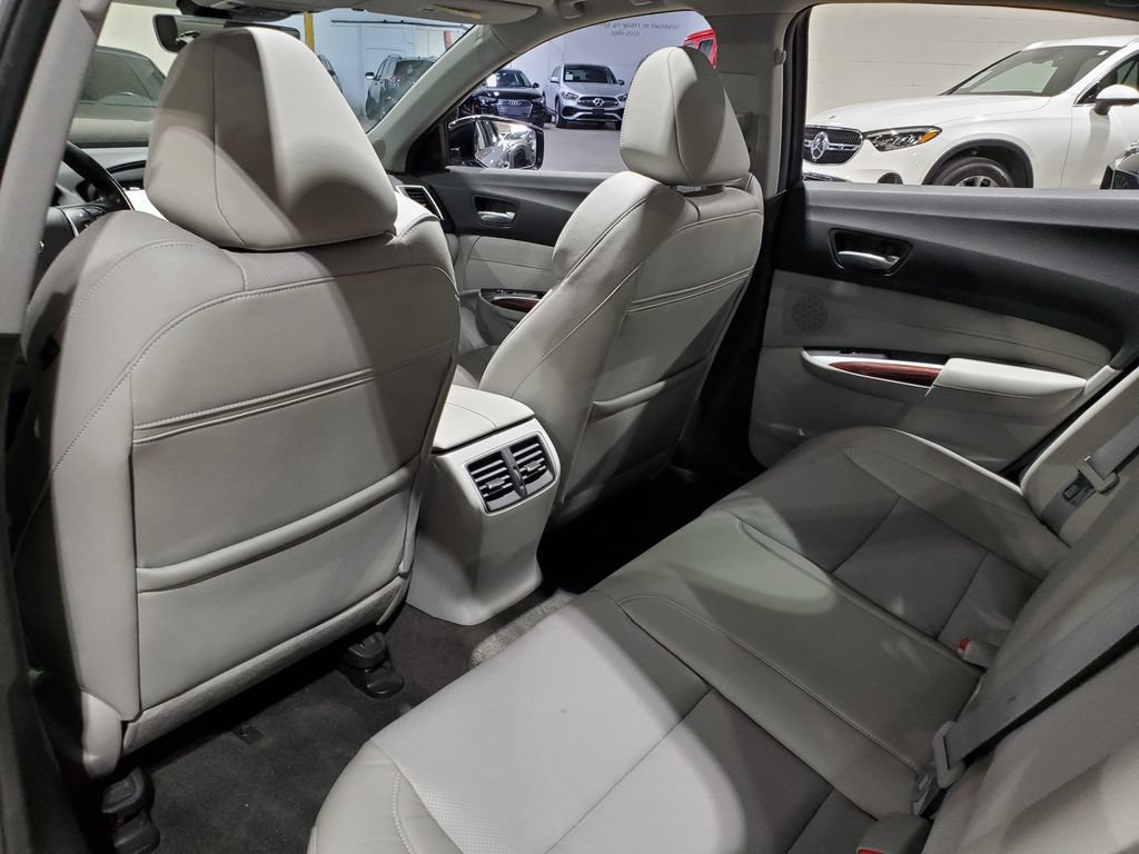 Used 2015 Acura TLX V6 w/ Technology Package FWD image 25
