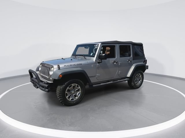 Used 2015 Jeep Wrangler Unlimited Rubicon w/ Connectivity Group AWD/4WD image 4