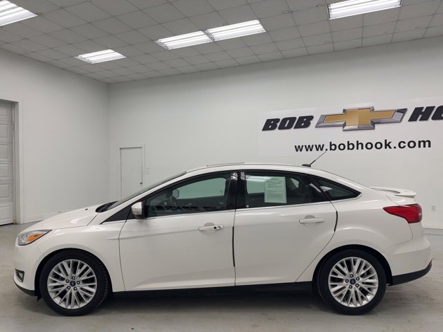 Used 2017 Ford Focus Titanium w/ Titanium Technology Package image 8