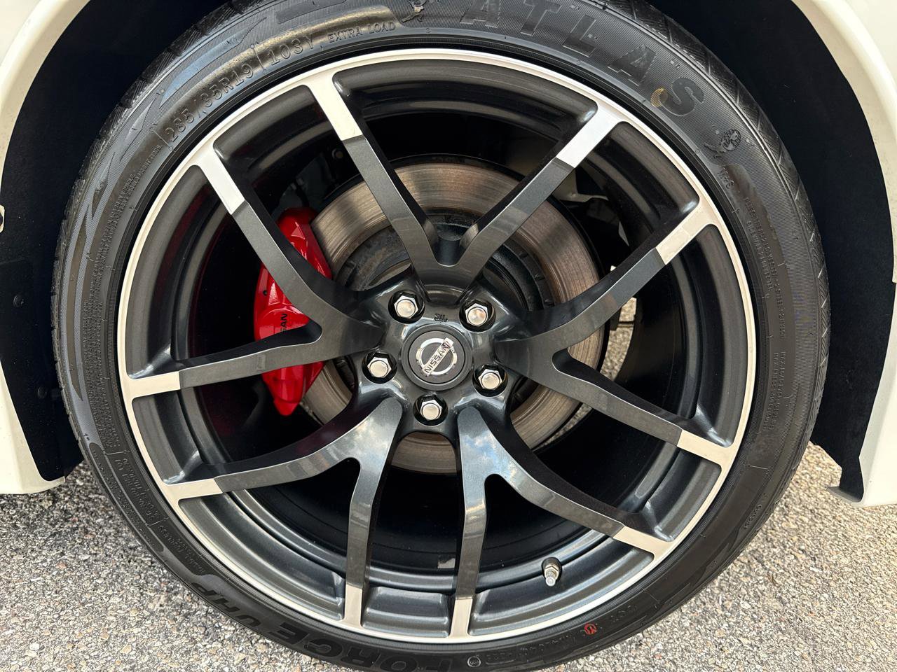 Used 2017 Nissan 370Z NISMO image 53