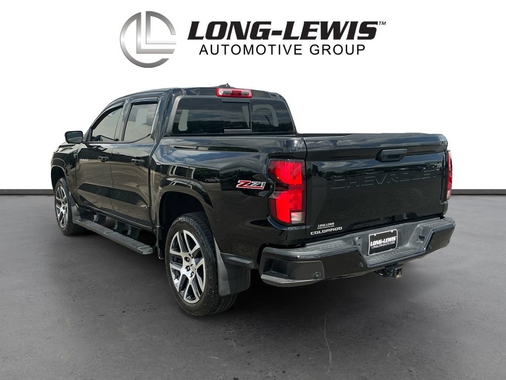 Used 2024 Chevrolet Colorado Z71 w/ Z71 Convenience Package 2 AWD/4WD image 4