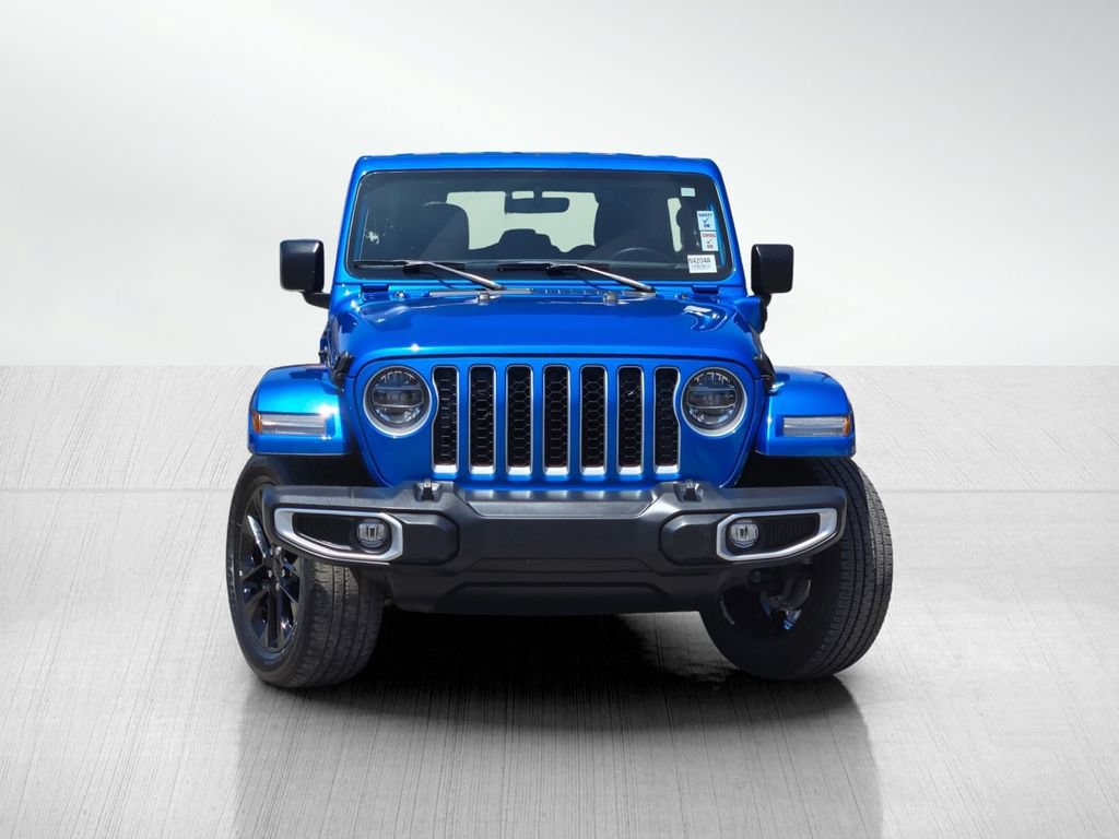 Used 2021 Jeep Wrangler Unlimited Sahara w/ Cold Weather Group AWD/4WD image 3