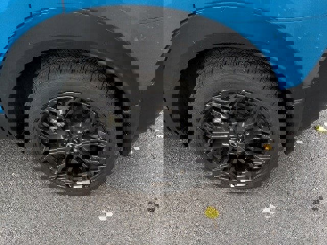 New 2025 Nissan Kicks SR image 8