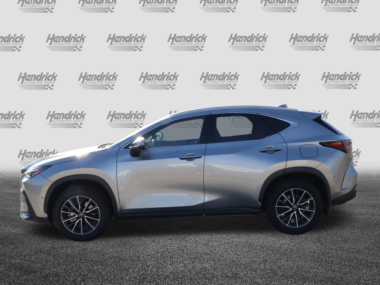 Used 2024 Lexus NX 300h AWD w/ Luxury Package image 6
