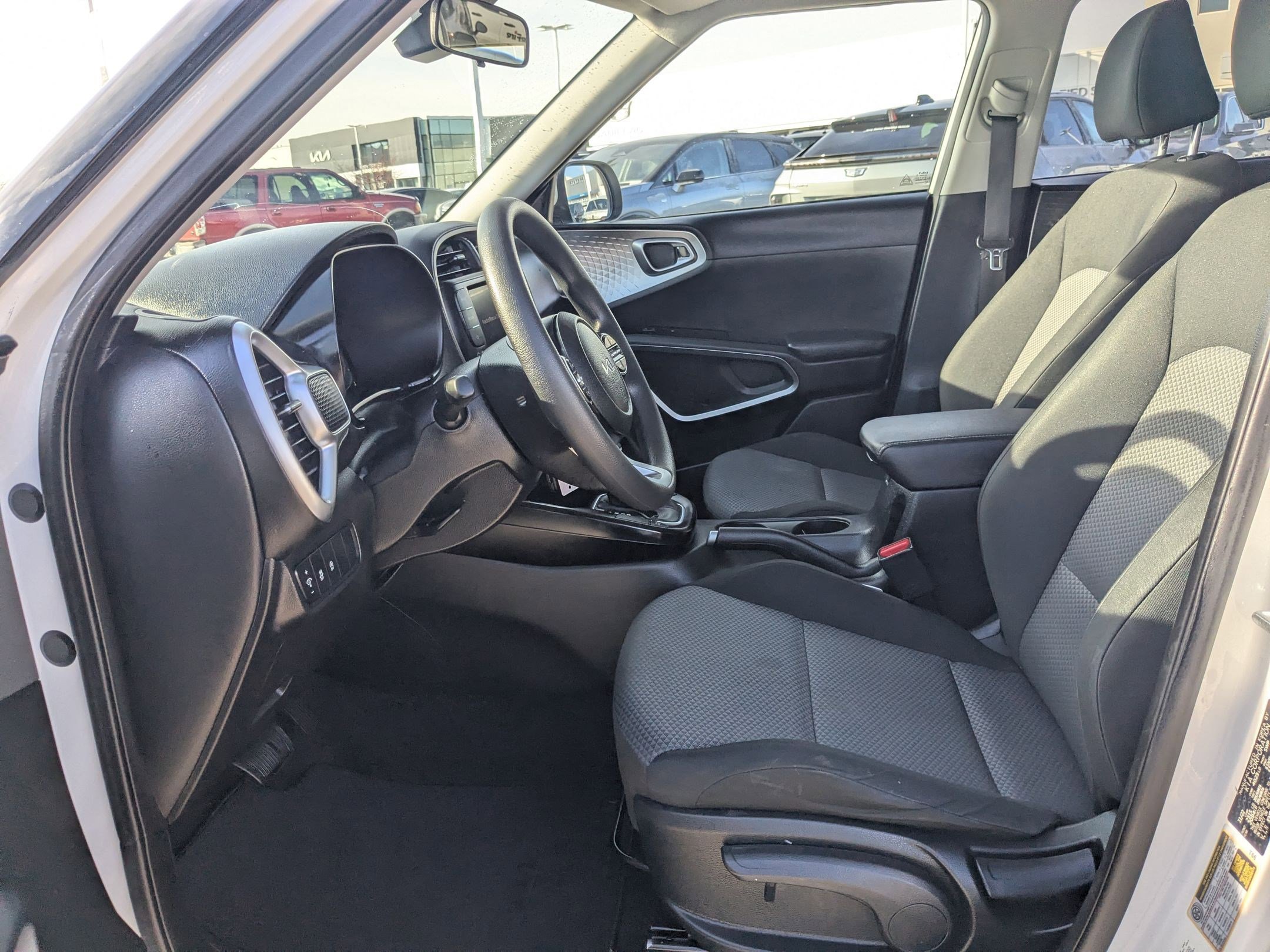 Certified 2023 Kia Soul LX image 16