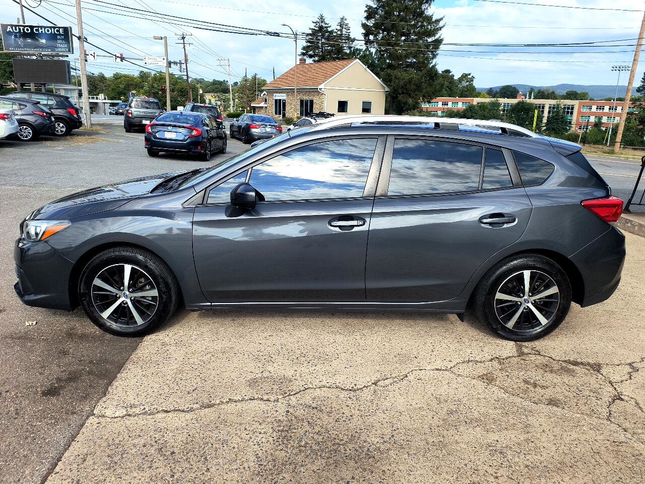 Used 2023 Subaru Impreza 2.0i Premium image 8