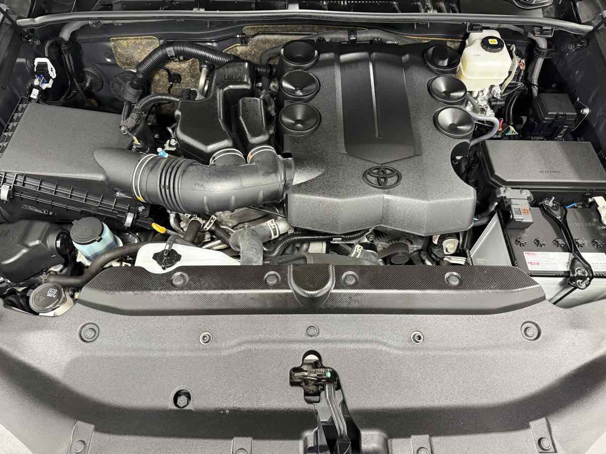 Used 2024 Toyota 4Runner TRD Off-Road image 29