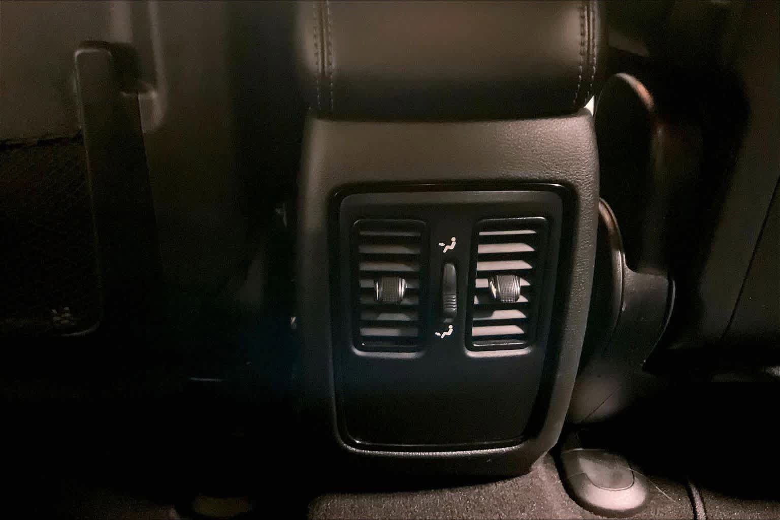 Used 2021 Dodge Durango GT w/ Blacktop Package image 33
