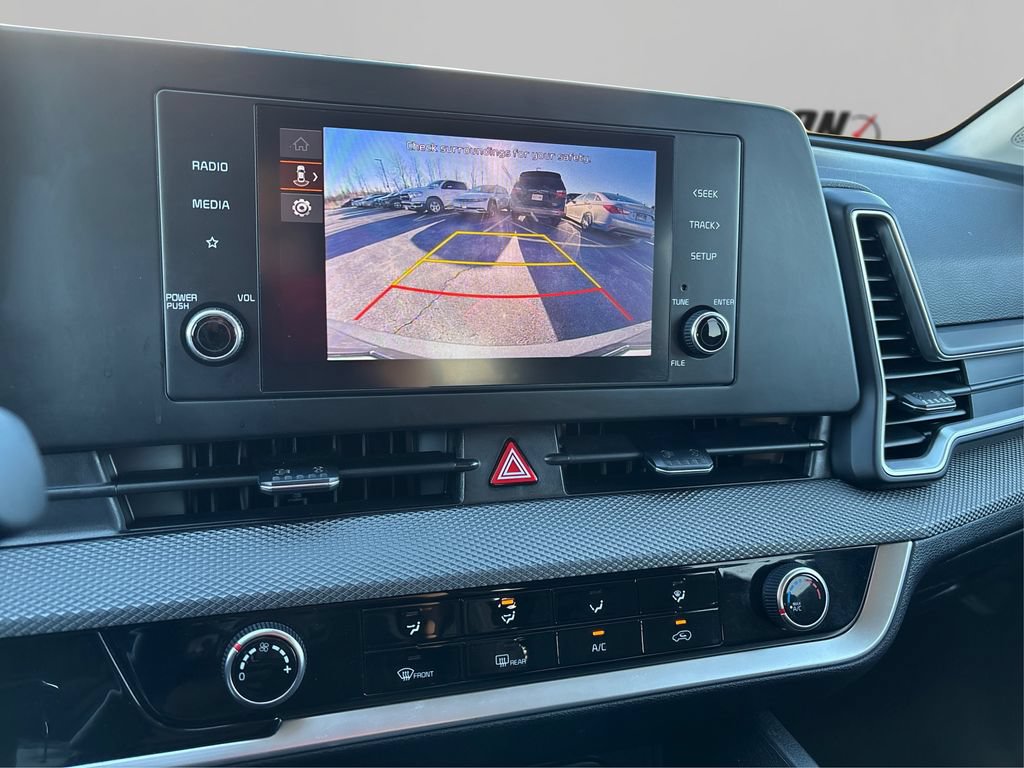 Certified 2023 Kia Sportage LX AWD/4WD image 32