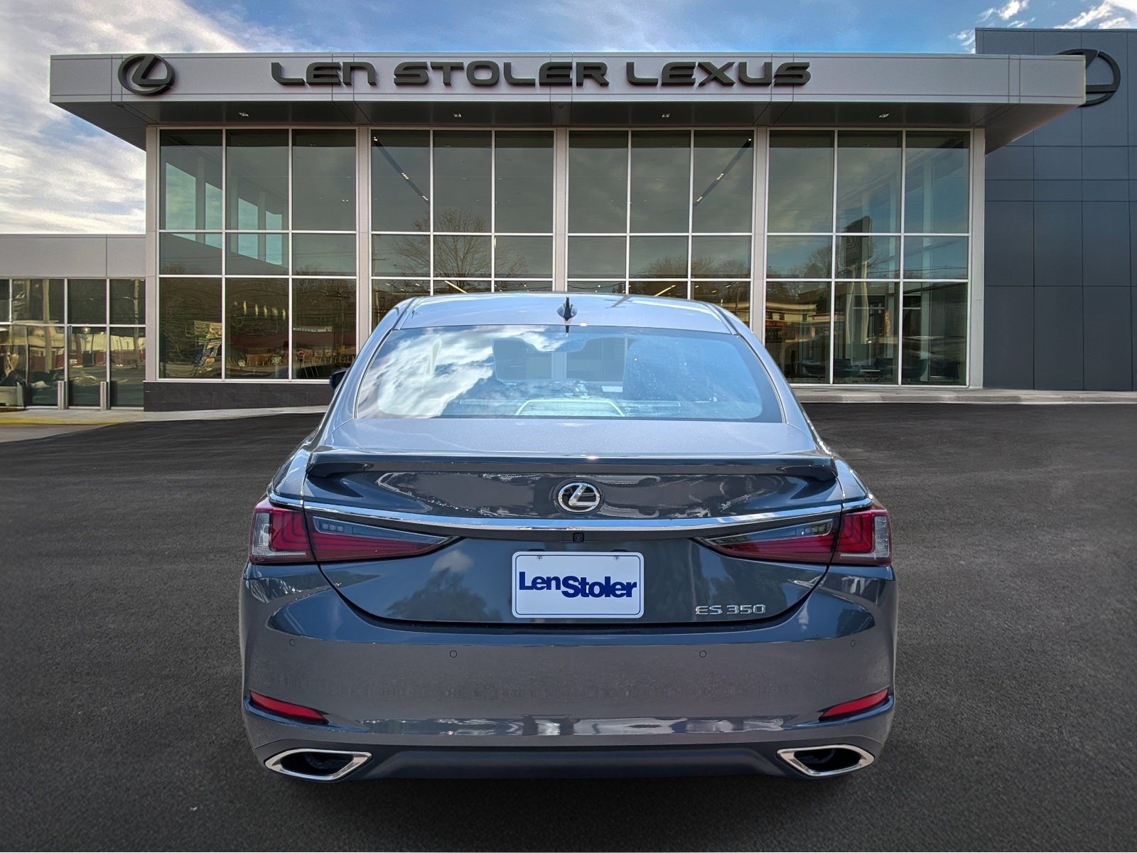 Certified 2025 Lexus ES 350 w/ Premium Package FWD image 4
