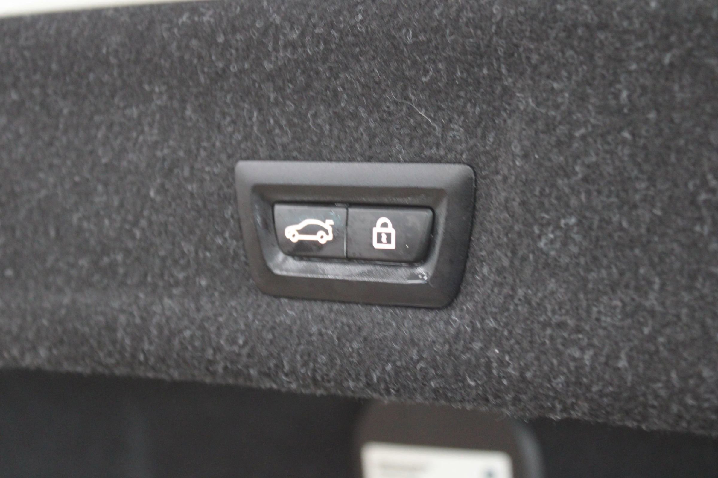 Used 2020 BMW M340i w/ Premium Package image 10