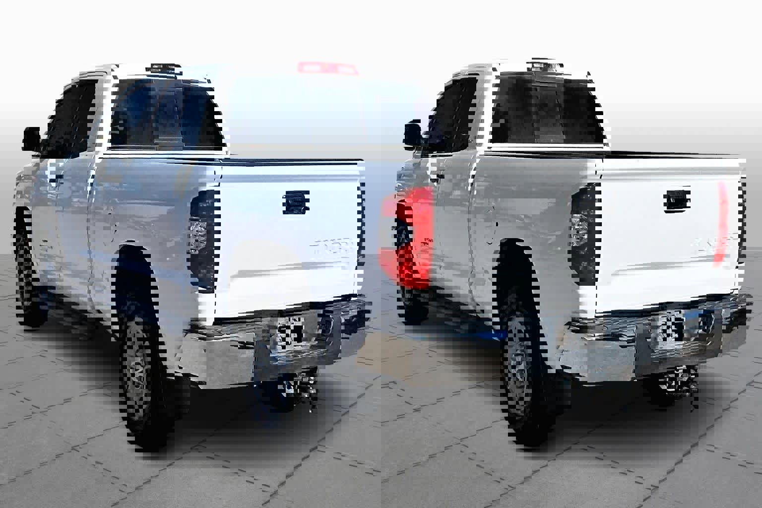 Used 2014 Toyota Tundra SR5 image 12