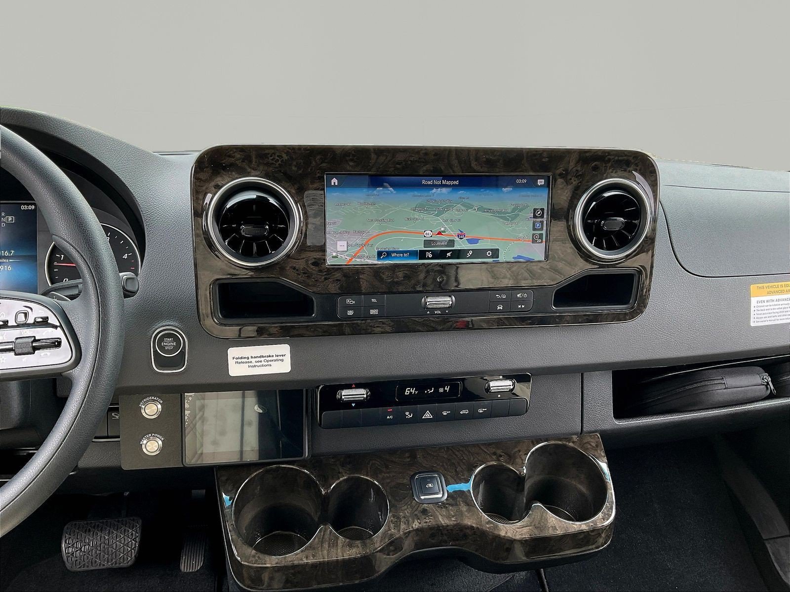 Used 2022 Mercedes-Benz Sprinter 2500 image 9