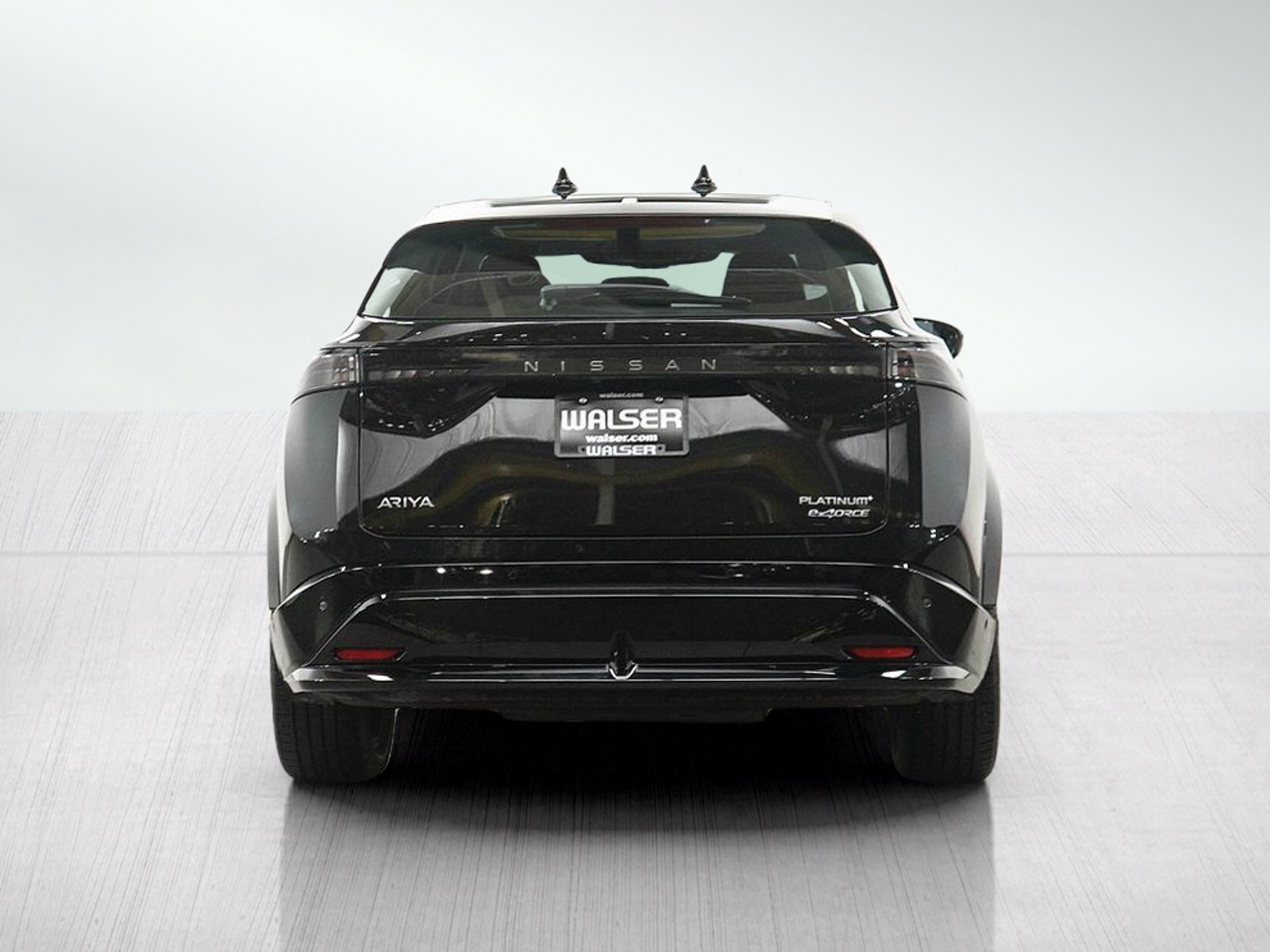 Used 2023 Nissan Ariya AWD/4WD image 4