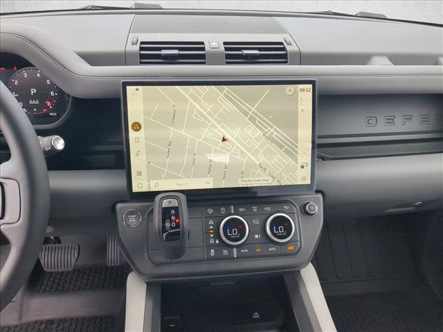 New 2026 Land Rover Defender 110 X-Dynamic SE AWD/4WD image 12