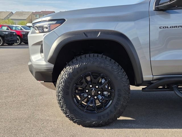 New 2026 Chevrolet Colorado ZR2 w/ Midnight Edition AWD/4WD image 5