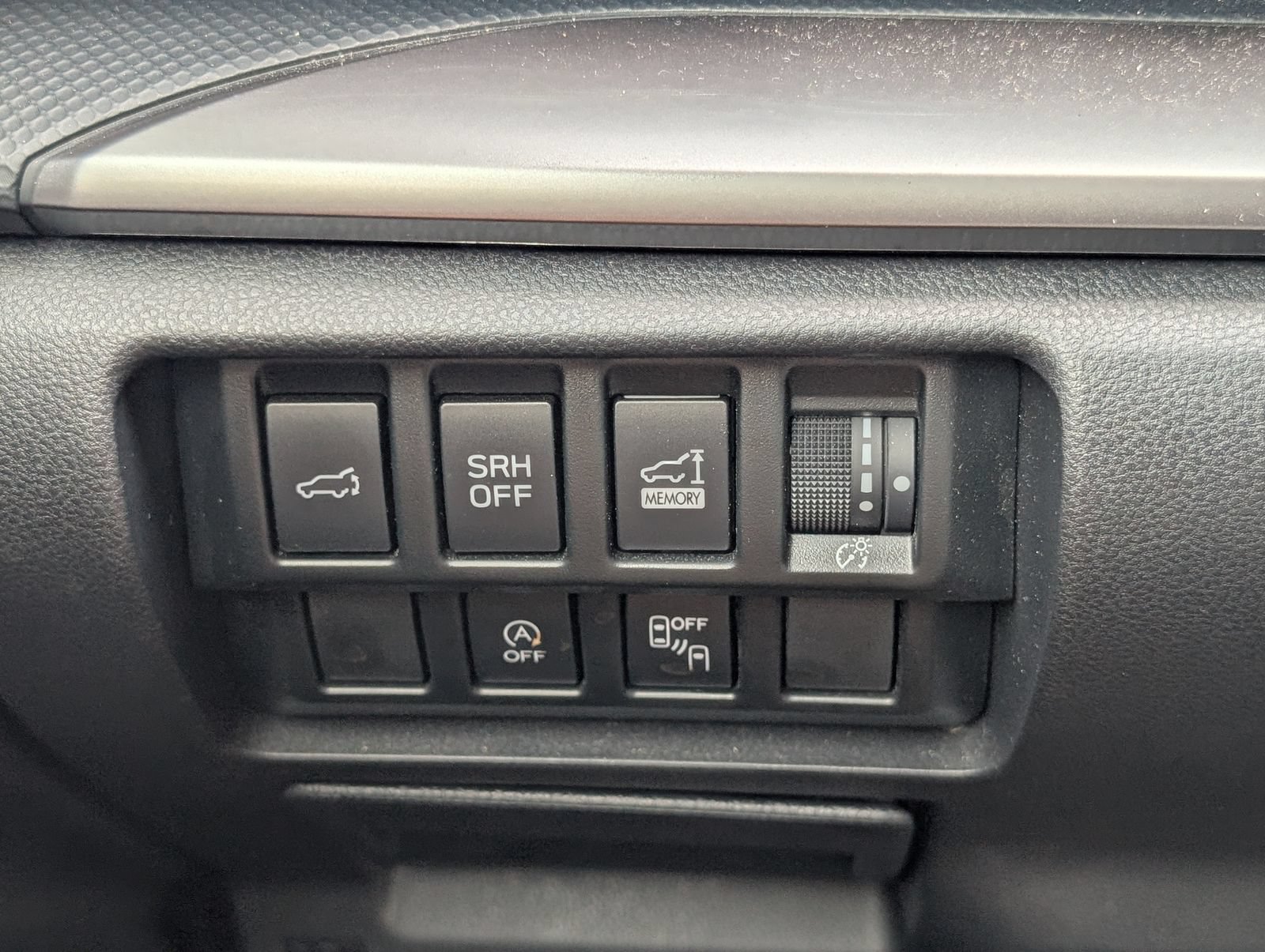 Used 2024 Subaru Forester Premium AWD/4WD image 17