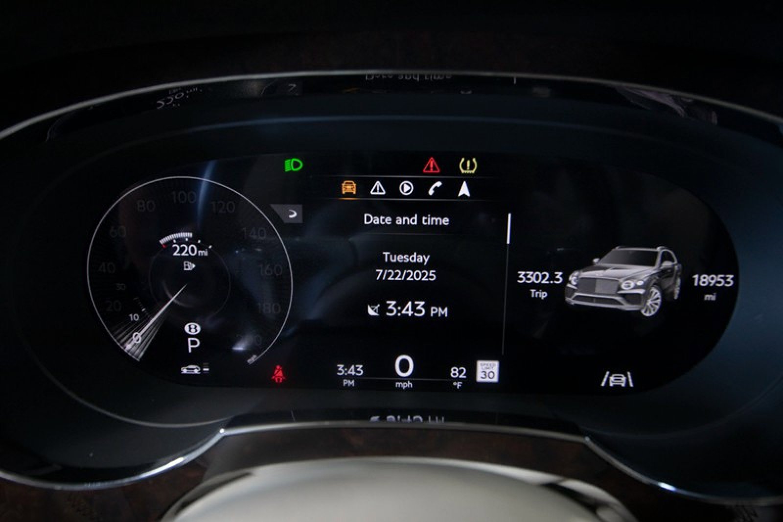 Used 2023 Bentley Bentayga Extended Wheelbase image 24
