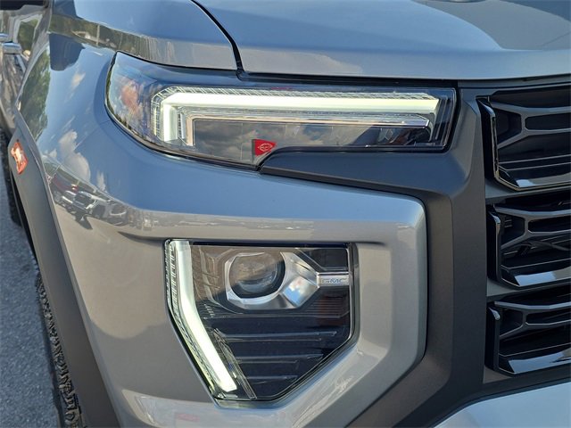 New 2025 GMC Canyon Elevation w/ Convenience Package image 11