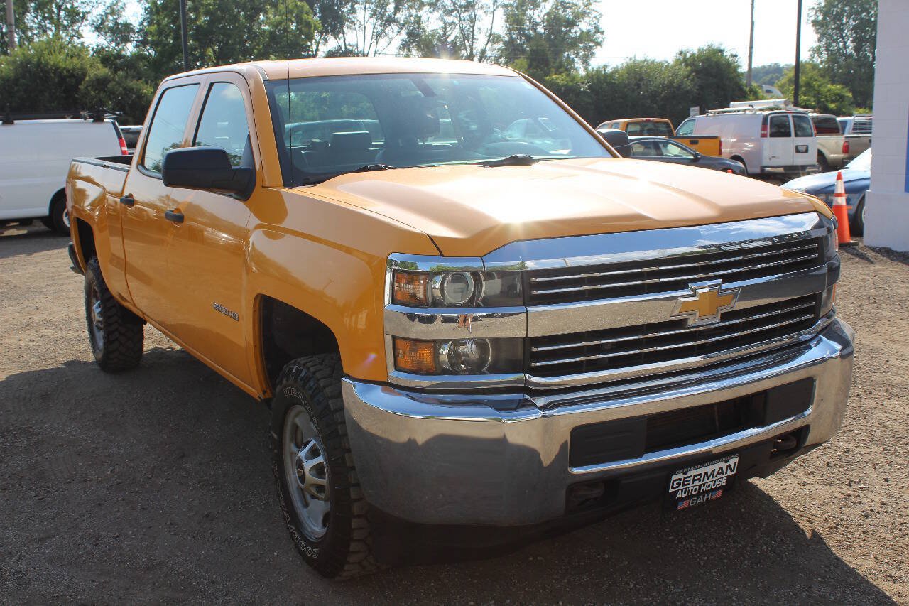 Used 2015 Chevrolet Silverado 2500 W/T AWD/4WD image 3