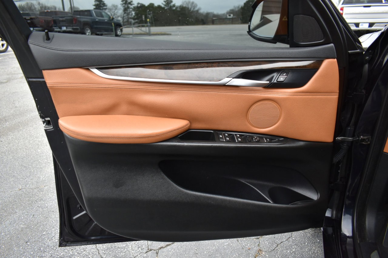 Used 2015 BMW X6 xDrive35i image 33