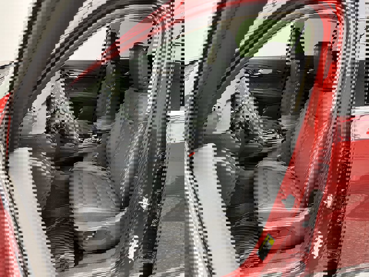 Certified 2023 Buick Envision Essence image 9