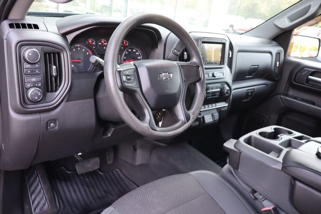Used 2019 Chevrolet Silverado 1500 Custom Trail Boss w/ Custom Convenience Package AWD/4WD image 5