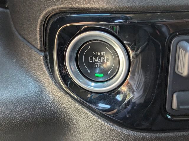 Used 2024 Chevrolet Silverado 2500 LT AWD/4WD image 35