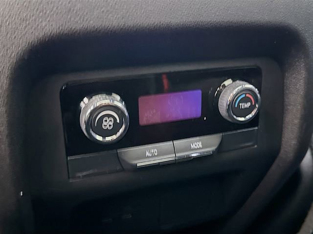 Used 2025 Chevrolet Traverse Z71 image 29