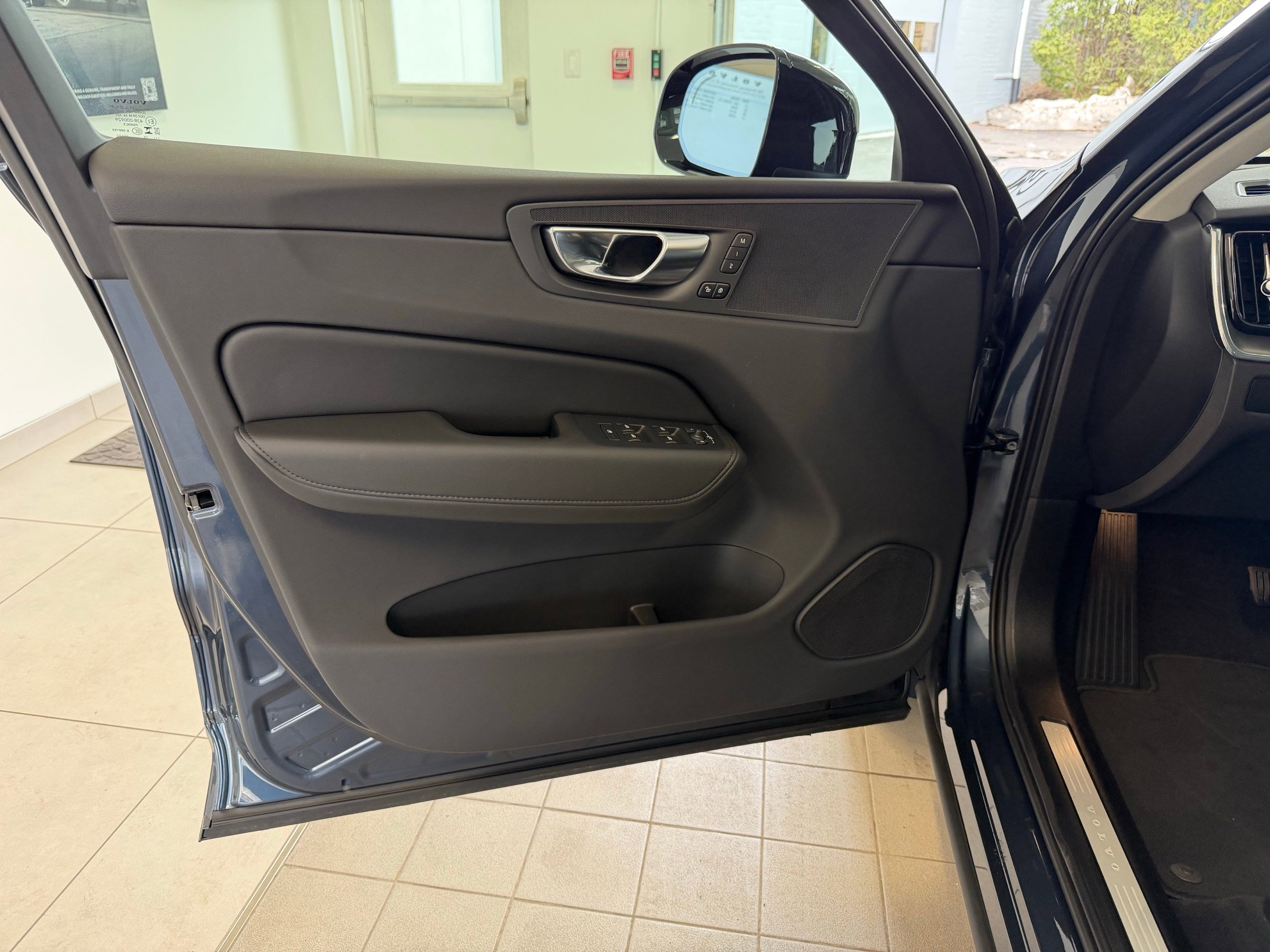Certified 2025 Volvo XC60 B5 Core w/ Climate Package image 16
