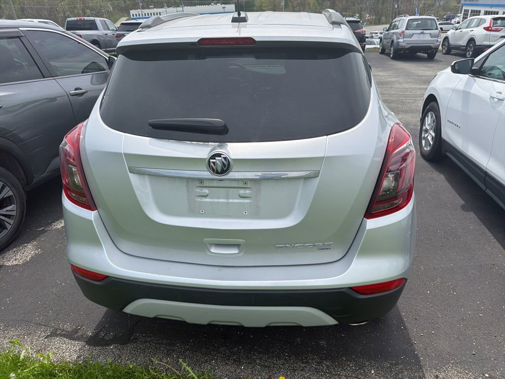 Used 2022 Buick Encore Preferred w/ Safety Package image 4