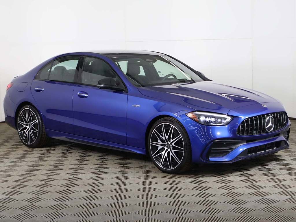 Used 2023 Mercedes-Benz C 43 AMG 4MATIC Sedan image 2